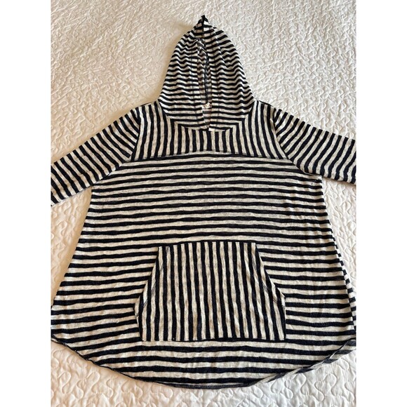 Maurice’s Navy Blue White Striped 3/4 sleeve Knit Hooded Short size XL - Picture 1 of 6
